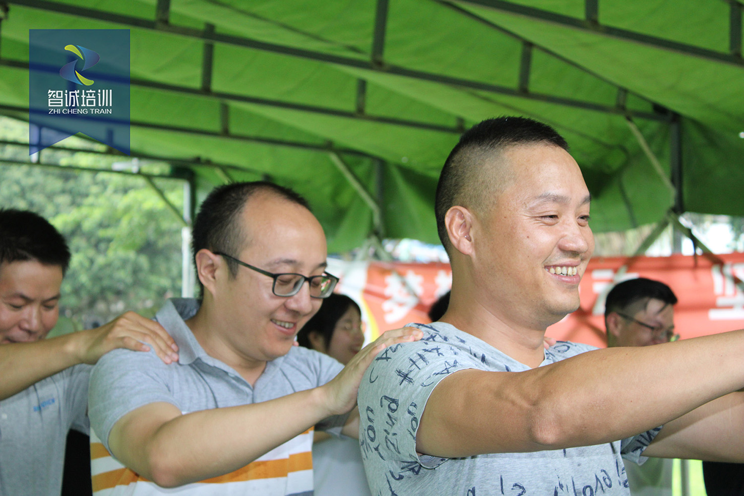 2021’某数字装修设计集团多样化户外团建拓展